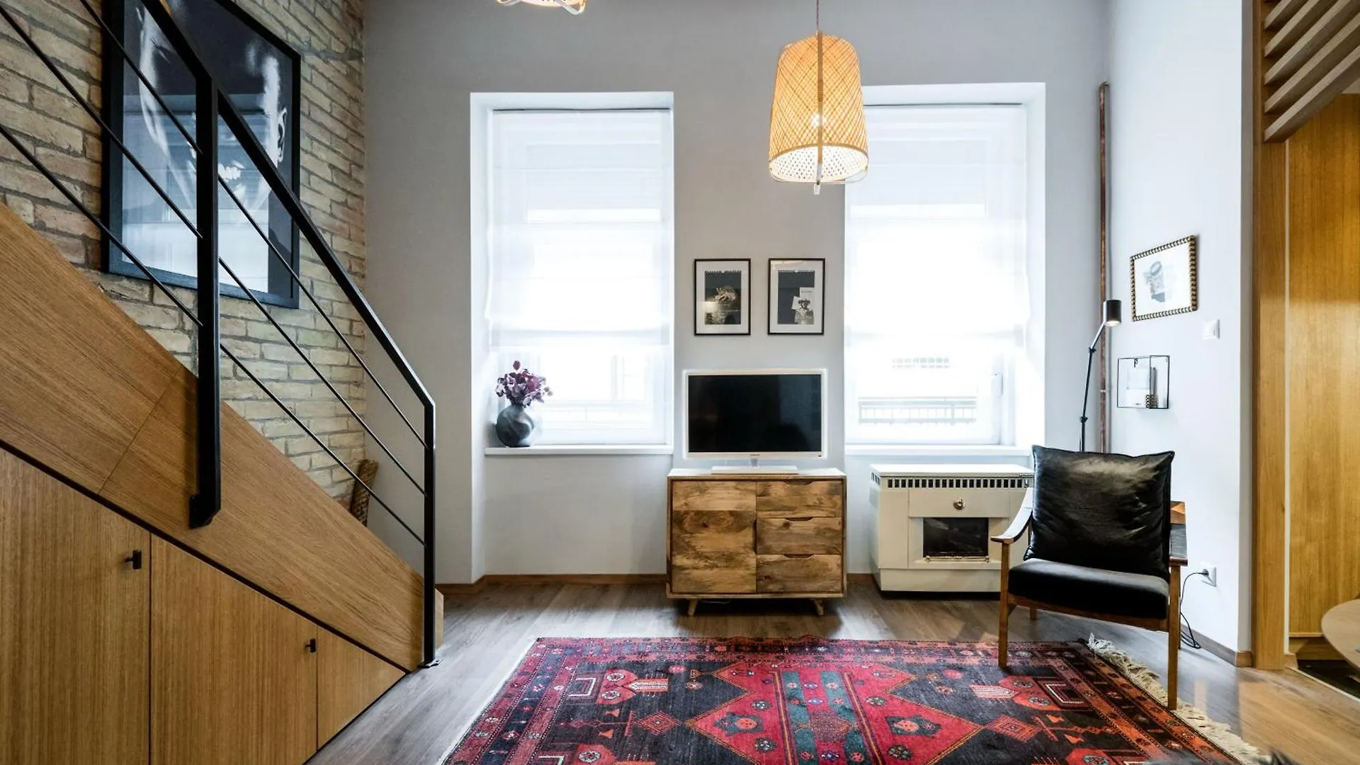 Warm And Cozy Hideaway In The Heart Of The City Budapest Hungary