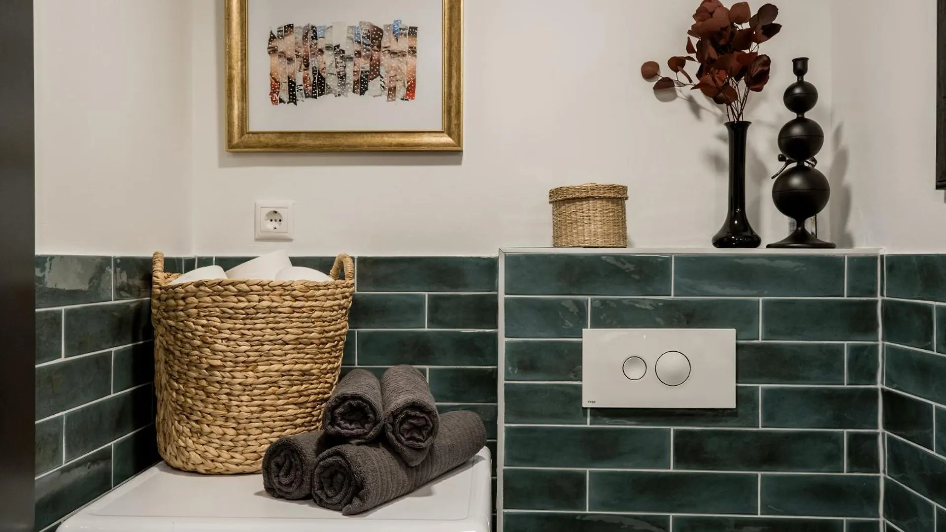 Warm And Cozy Hideaway In The Heart Of The City Budapest 0*,