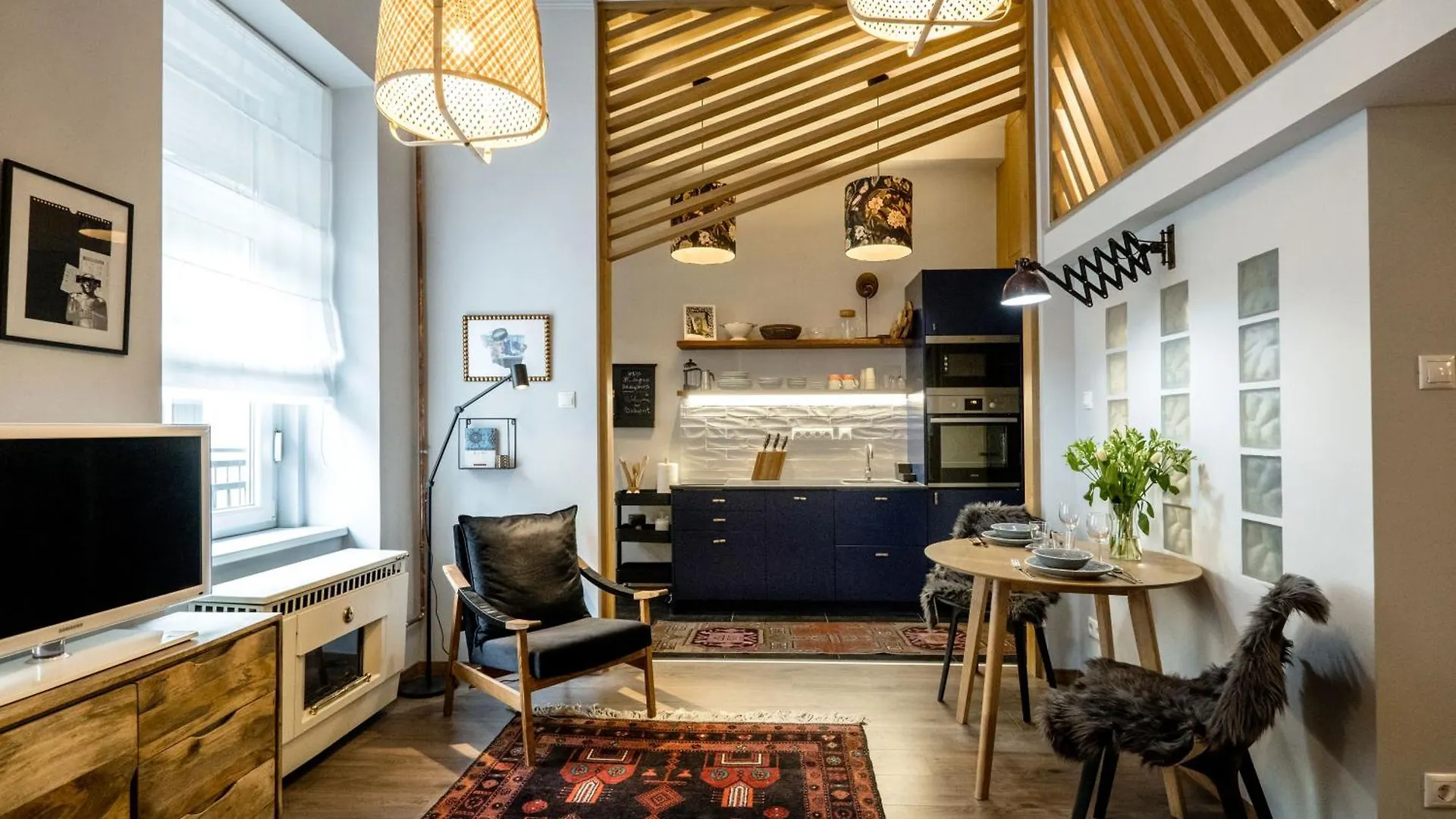 Warm And Cozy Hideaway In The Heart Of The City Budapest