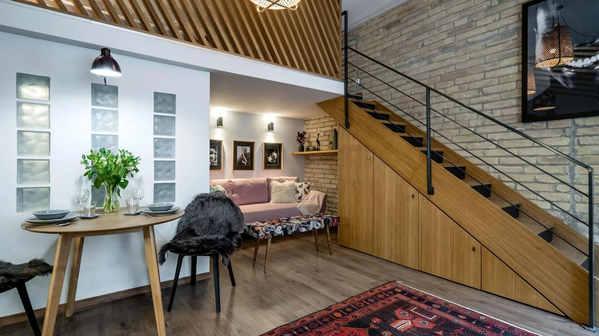 Apartment Warm And Cozy Hideaway In The Heart Of The City Budapest