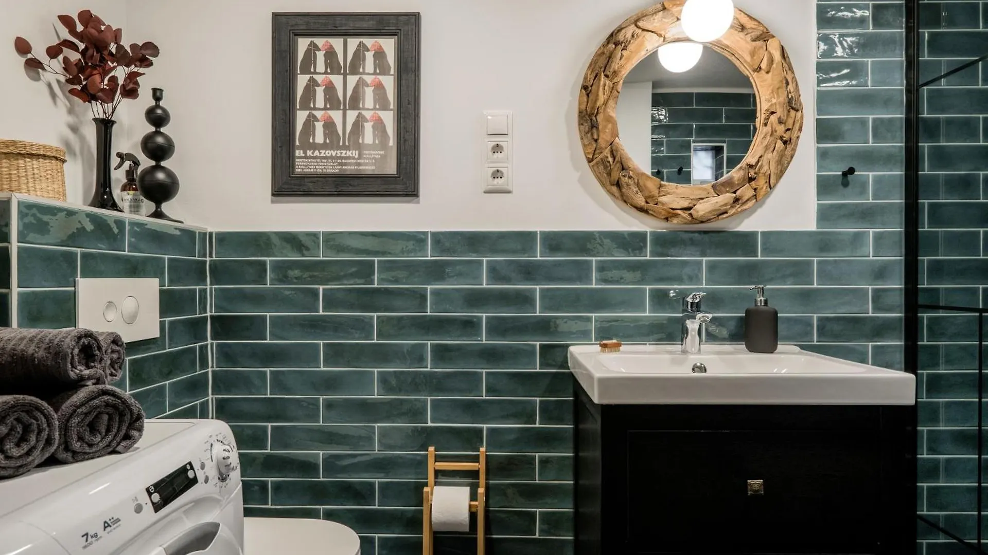 Warm And Cozy Hideaway In The Heart Of The City Budapest